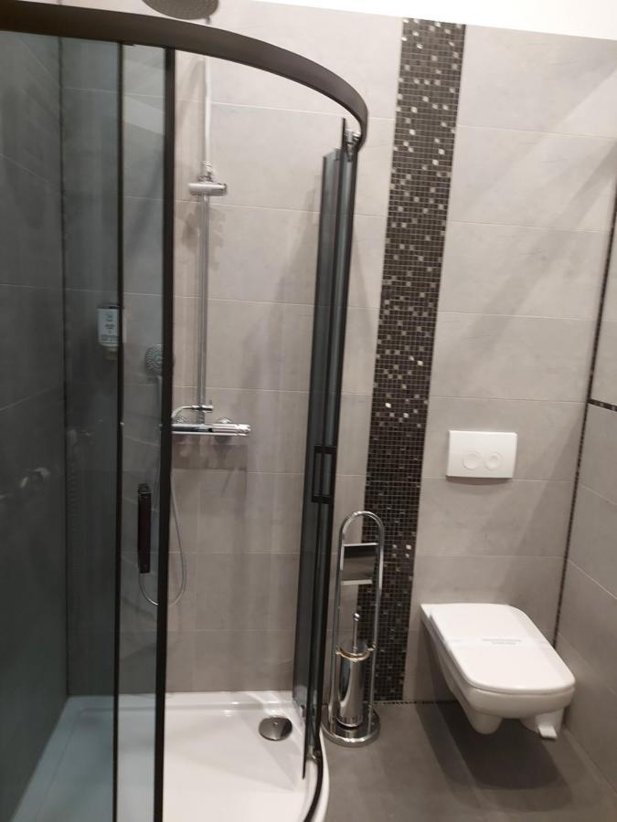Uroczy Apartament 2 Stare Miasto Kraków Cracóvia Exterior foto
