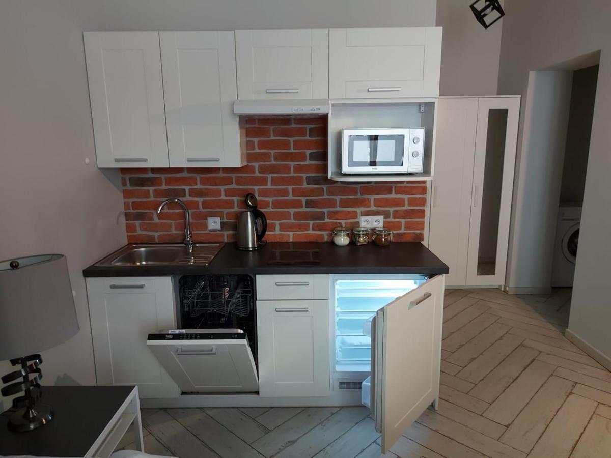 Uroczy Apartament 2 Stare Miasto Kraków Cracóvia Exterior foto