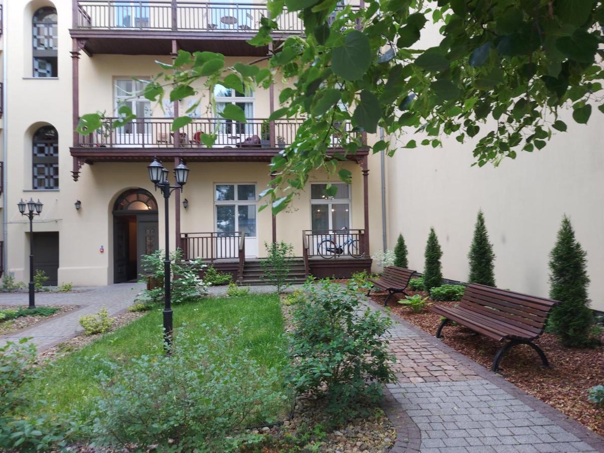 Uroczy Apartament 2 Stare Miasto Kraków Cracóvia Exterior foto