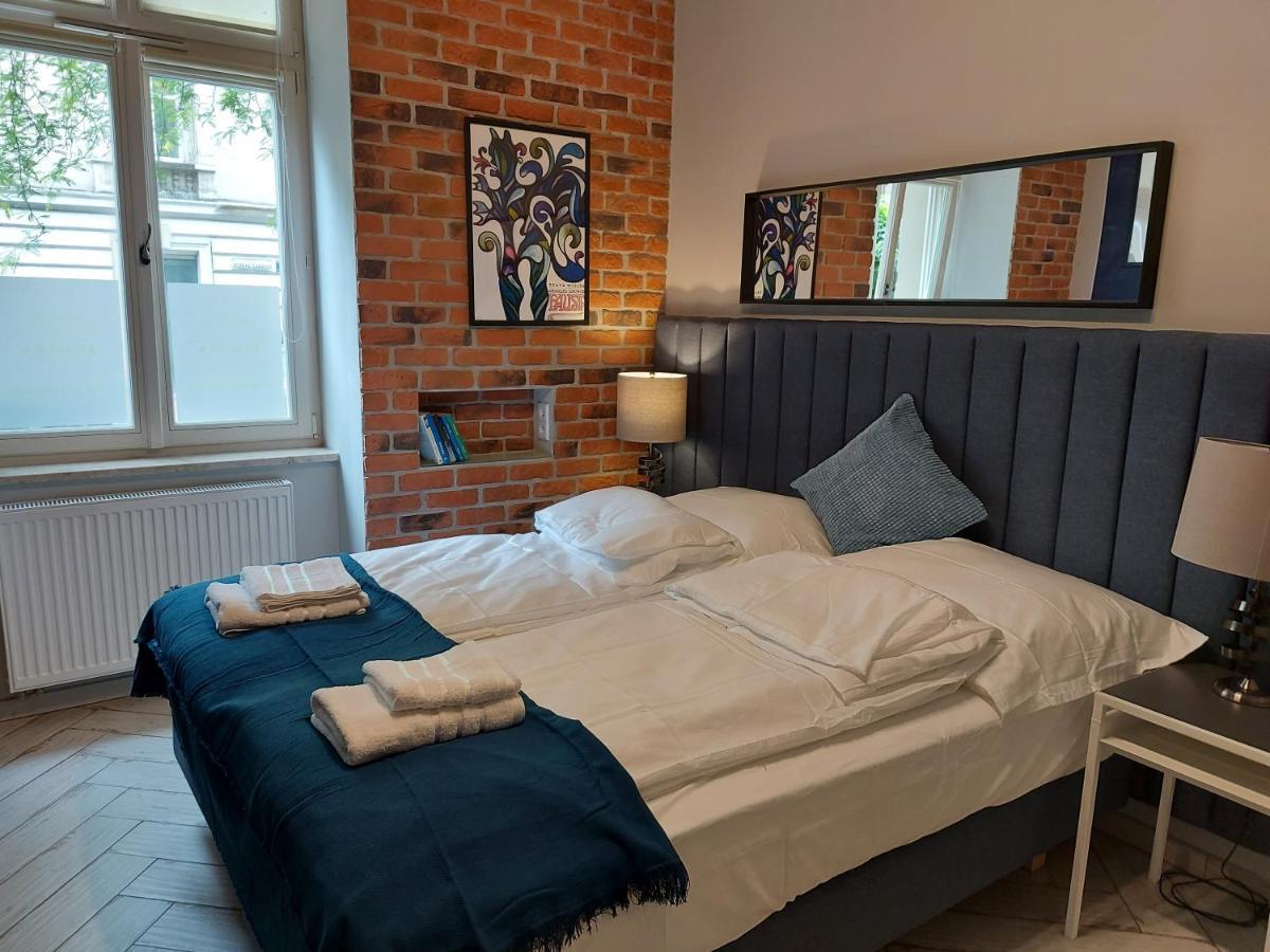 Uroczy Apartament 2 Stare Miasto Kraków Cracóvia Exterior foto